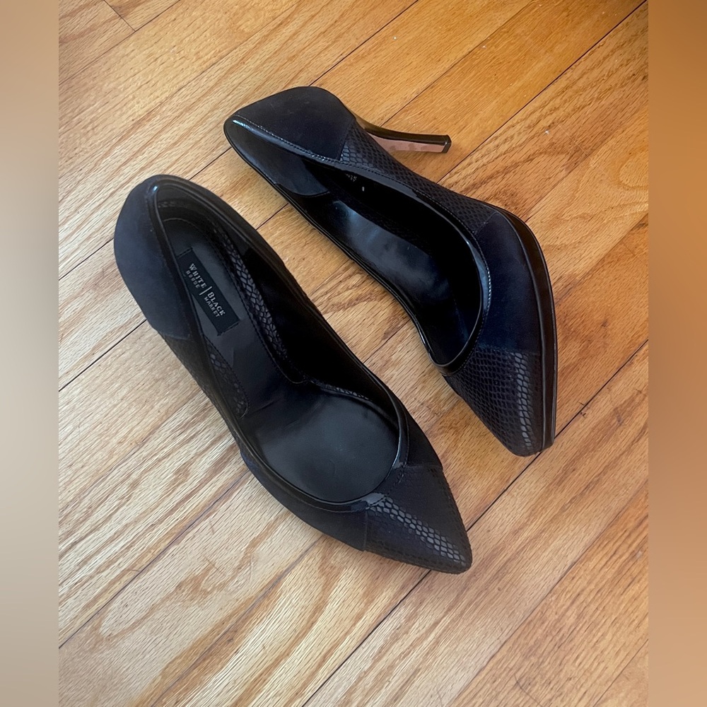**SALE** White House Black Market classic leather high heels shoes size 10 M